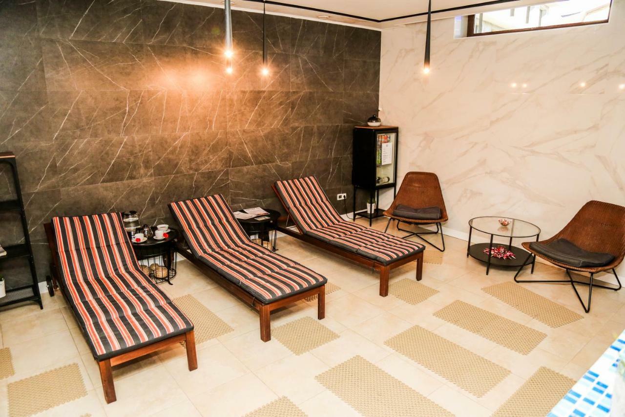 Grand Hotel ガグラ エクステリア 写真